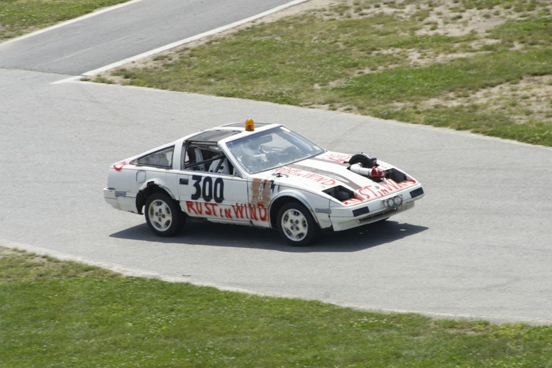Illustration for article titled The 24 Hours Of LeMons New England 2009 Über Gallery, Part 2